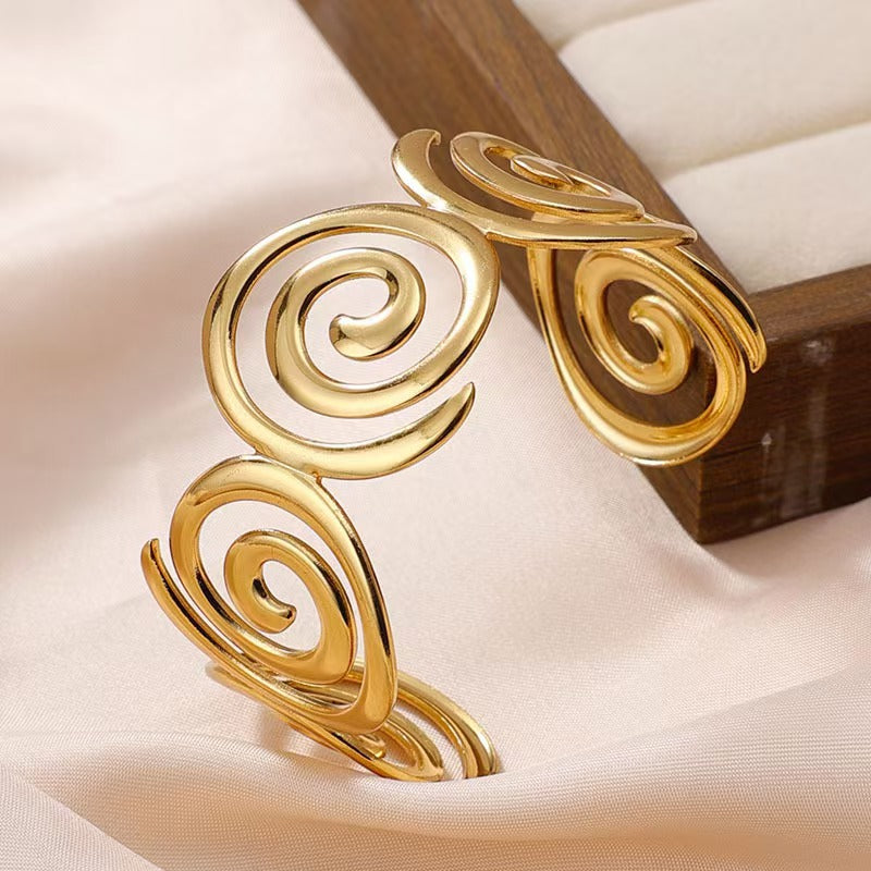 Snake Bones Chain Stainless Steel Love Fritillary Light Luxury High Bracelet