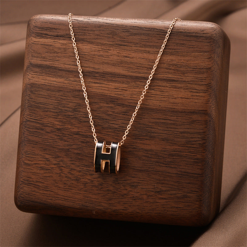 Titanium Steel Female Niche Simple Temperament Clavicle Pendants