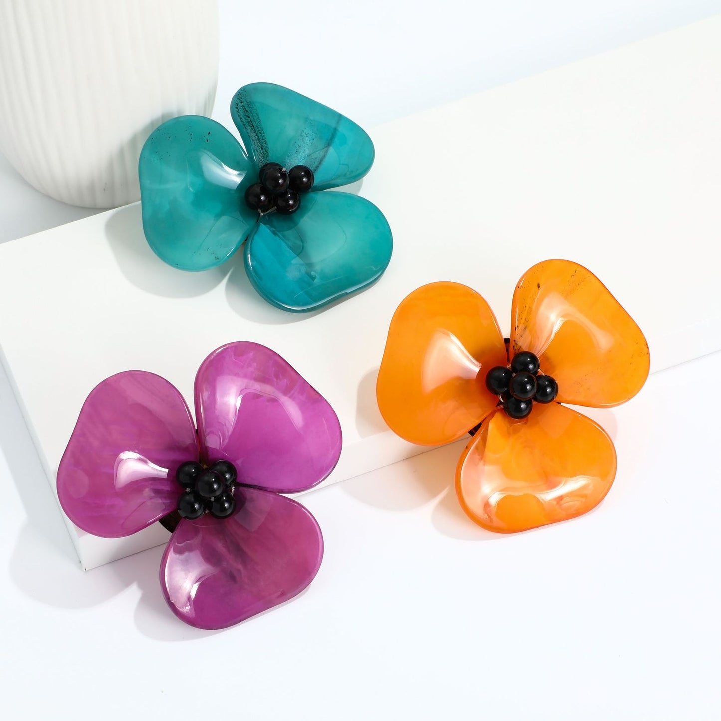 Blue Niche Acrylic Handmade Three-dimensional Flower Brooch Simple Brooches