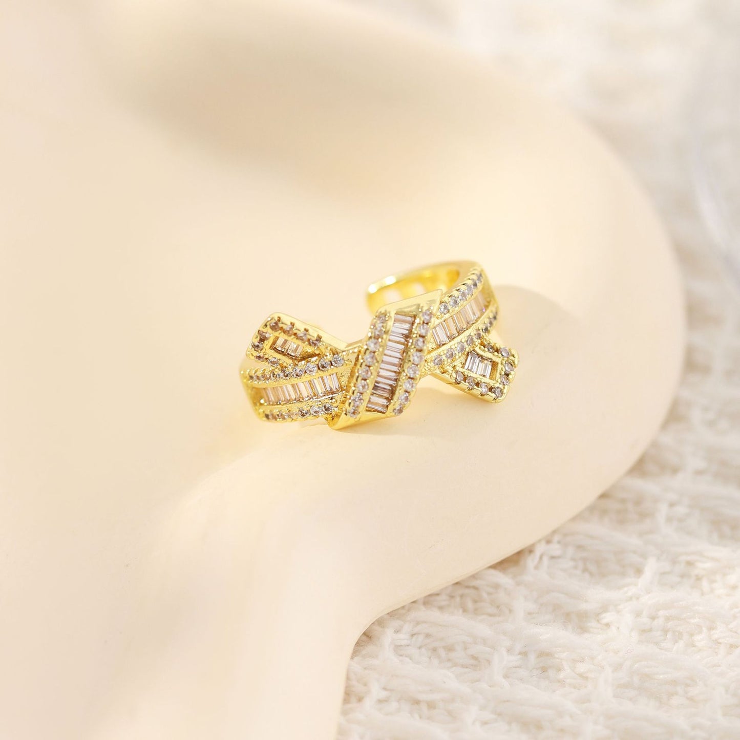 Gold Zircon Geometric Female Simple Personalized Rings