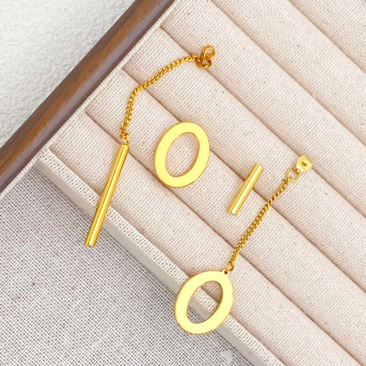 Style Geometric Ellipse High-grade Fashion Light Luxury Minority Stainless Stud Earrings