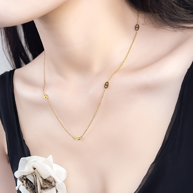 Perfect Ratio Pig Nose Titanium Steel Female Design Clavicle Chain Necklaces