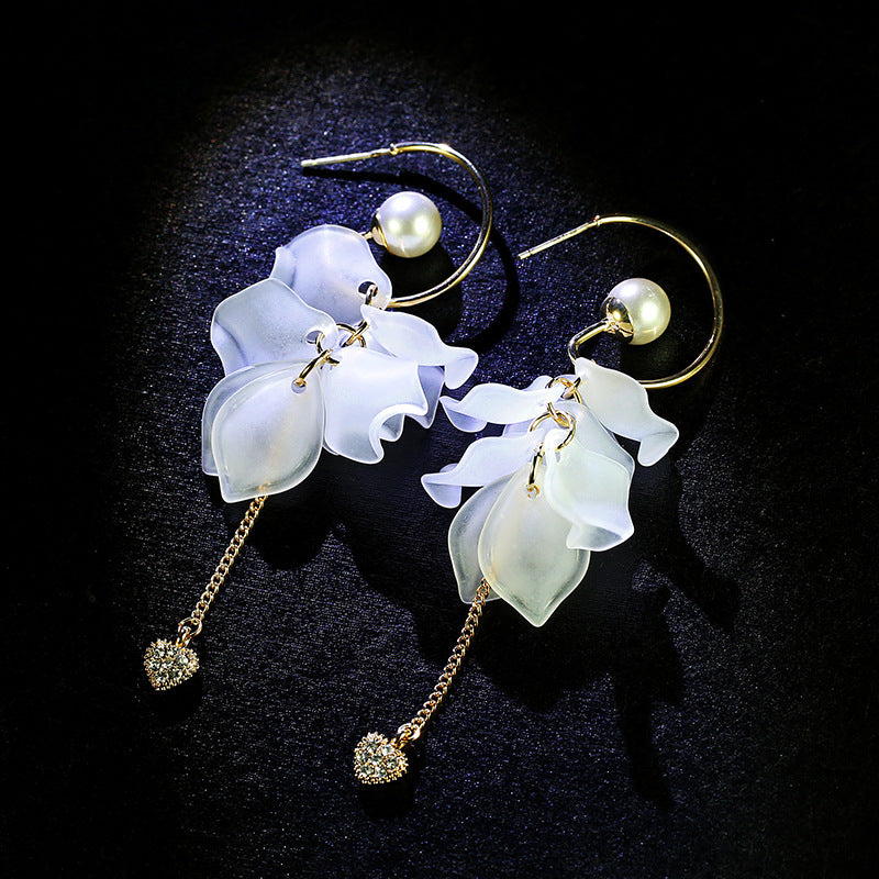 Women's Frosty Style Korean Fashionable Fresh White Petal Long Sier Earrings