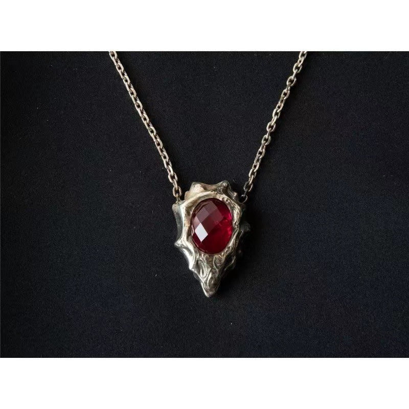 Amulet Retro Unique Design Light Luxury Pendants