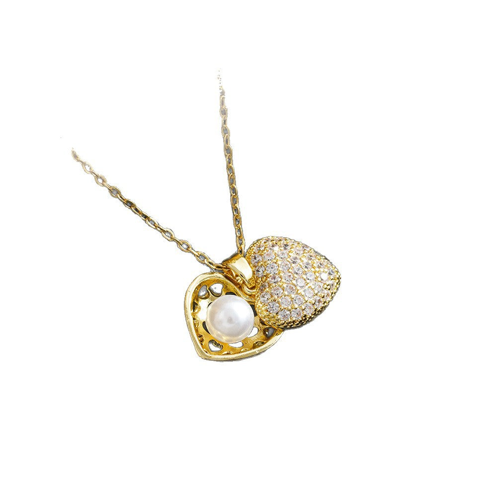 Women's Steel Light Luxury Temperament Gorgeous Peach Heart Pearl Shell Clavicle Necklace