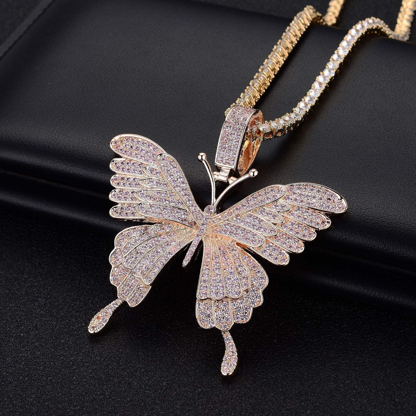 Fashionable Small Fresh Butterfly Alloy Diamond Full Exquisite Temperament Clavicle Necklace