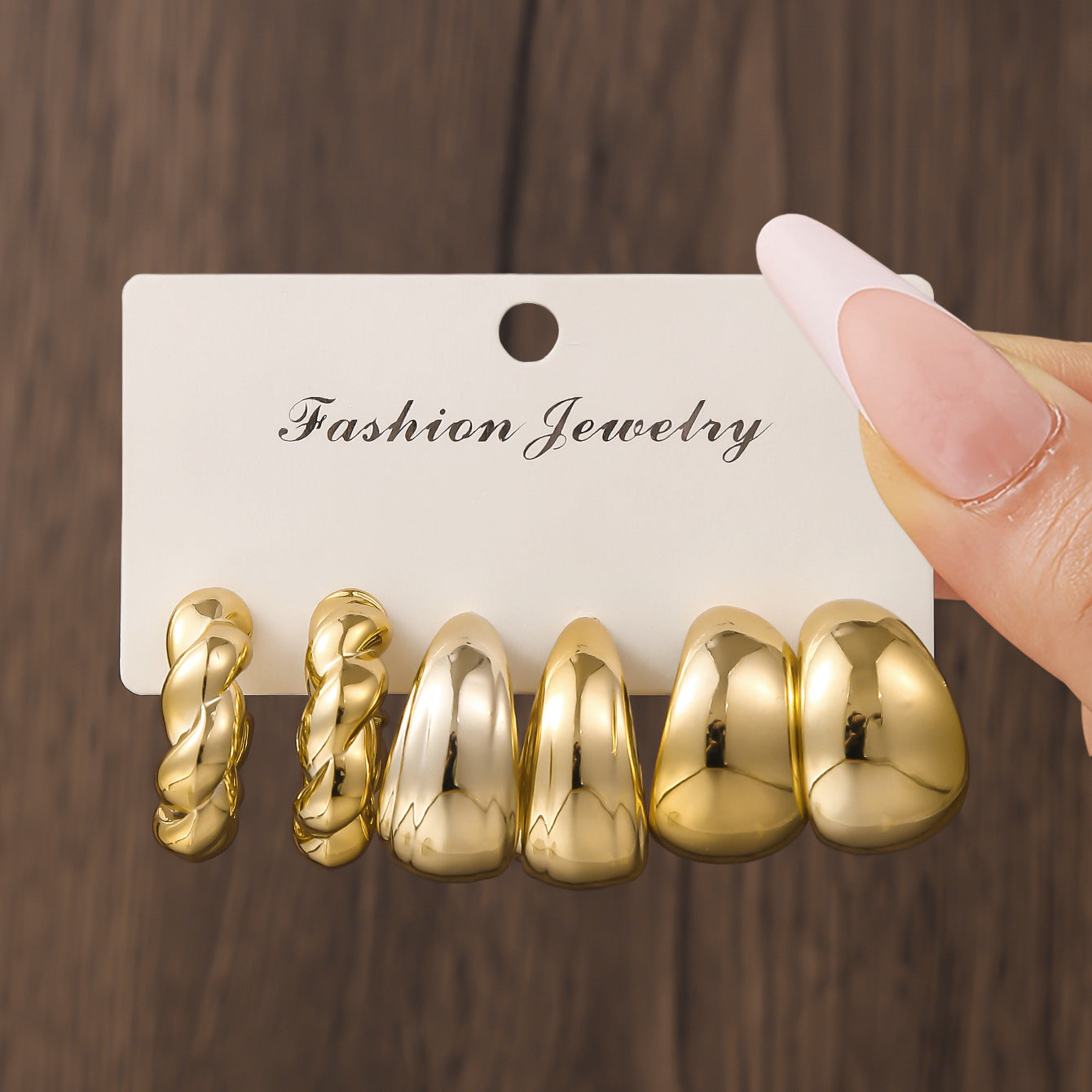 Women's Gold Geometric Fashionable High Sense Combination Earrings