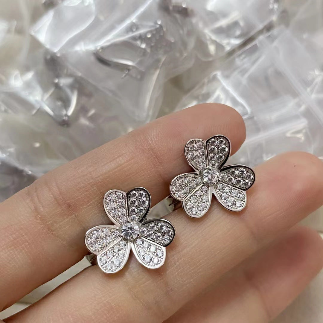 Gold Platinum Mini Small Sized Clover Necklaces