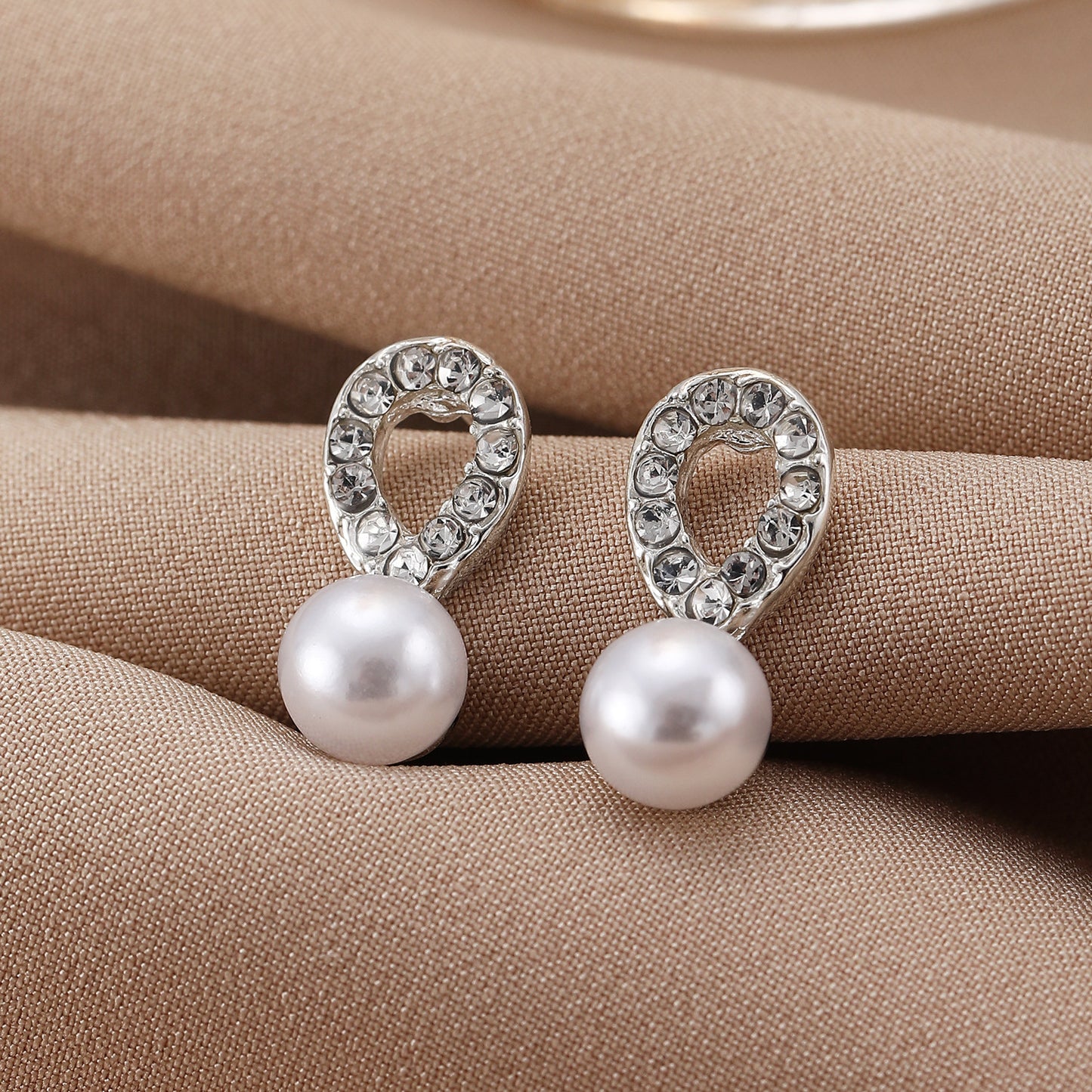 Women's Pearl For French Entry Lux Butterfly Earrings