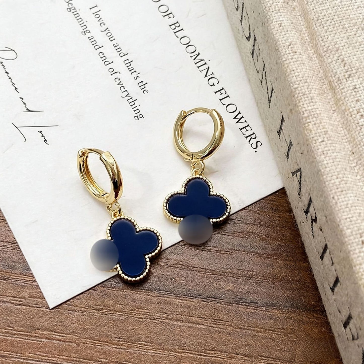Women's High-grade Ear Clip Light Luxury Niche Design Titanium Steel No Earrings