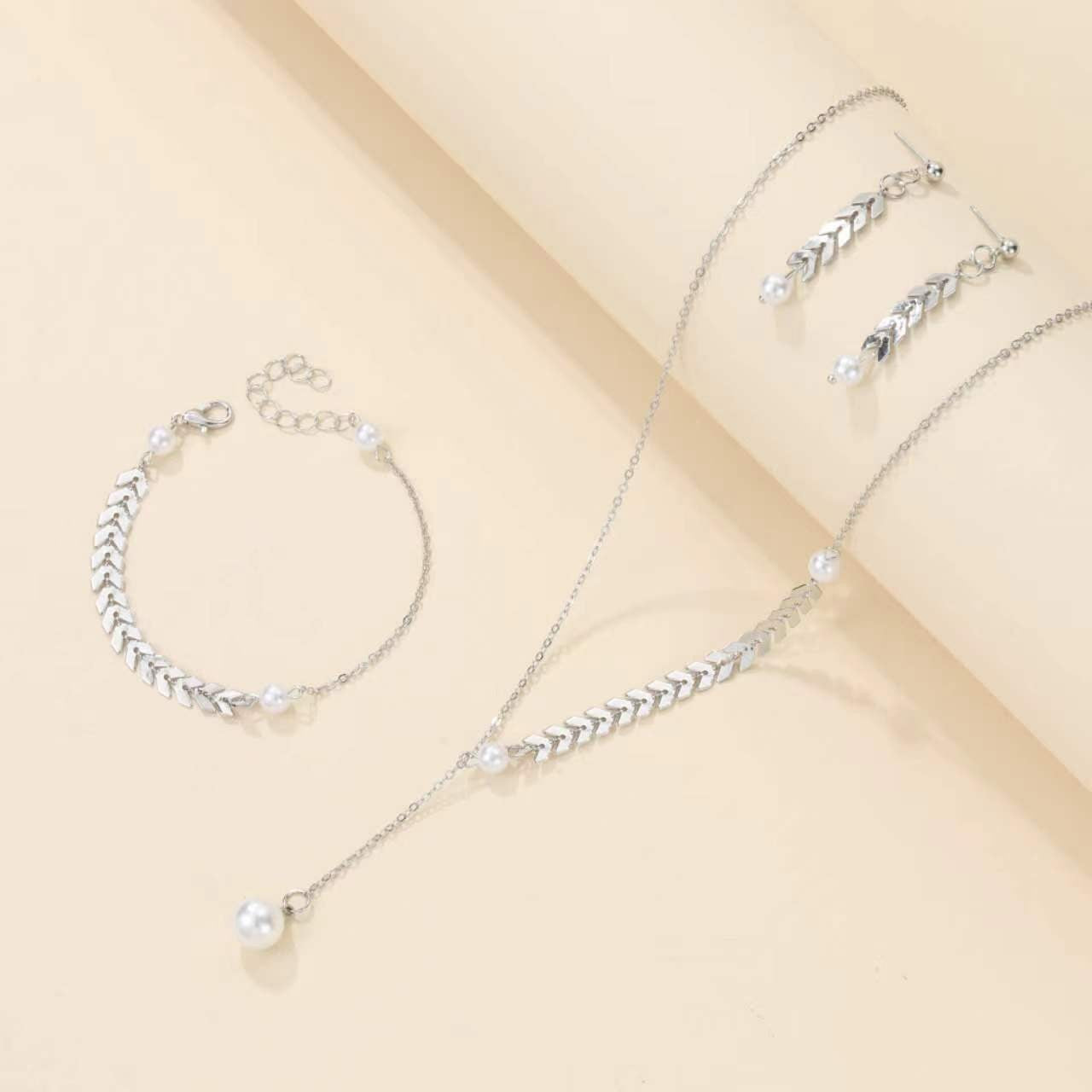 Versatile Innovative Niche Design Wheat Pearl Necklaces