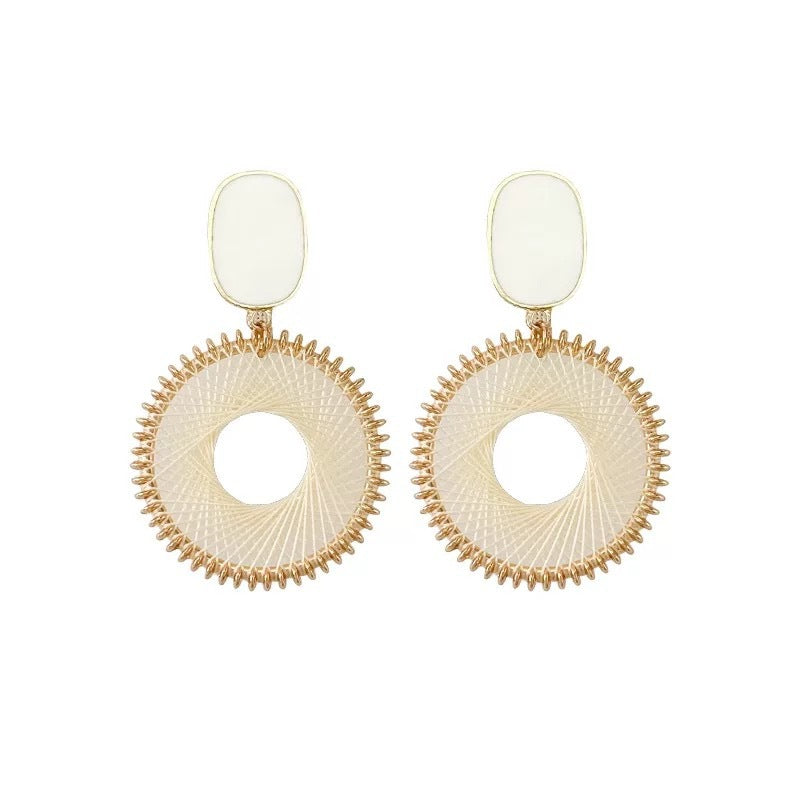 Women's Vacation Style Woven Round Light Luxury High-grade Sense Delicate Earrings