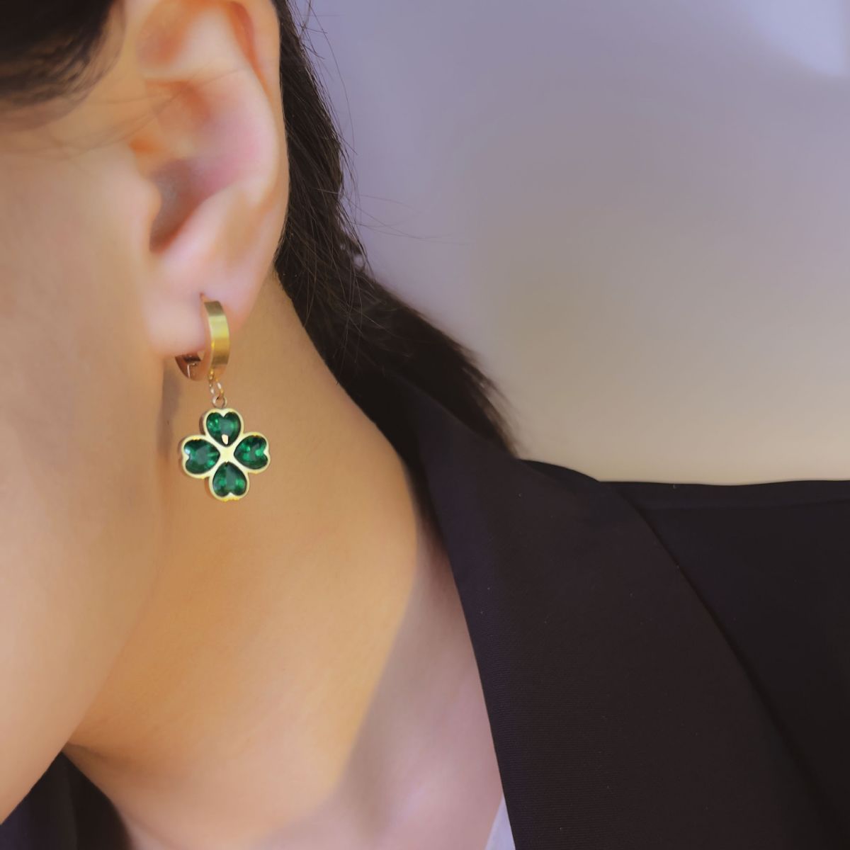 Love Heart Flowers Clip Elegant Clover Ear Buckle