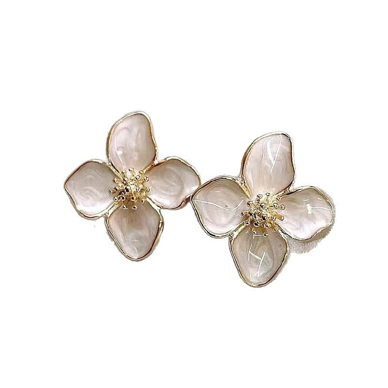 Simple Drop Oil Metal White Petal Exquisite Earrings