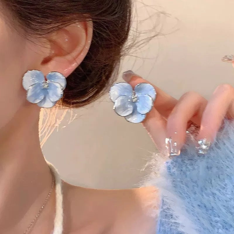Women's Summer Cold Blue Flower For Seaside Vacation Style Niche Stud Earrings