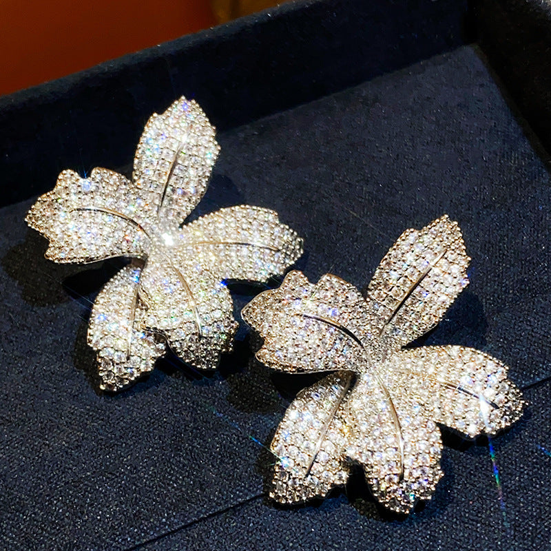 Women's Zircon Flower Light Luxury High-grade Temperament Fashion Earrings