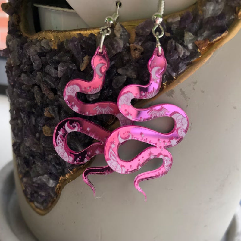 Pink Snake Medieval Modern Style Or Earrings