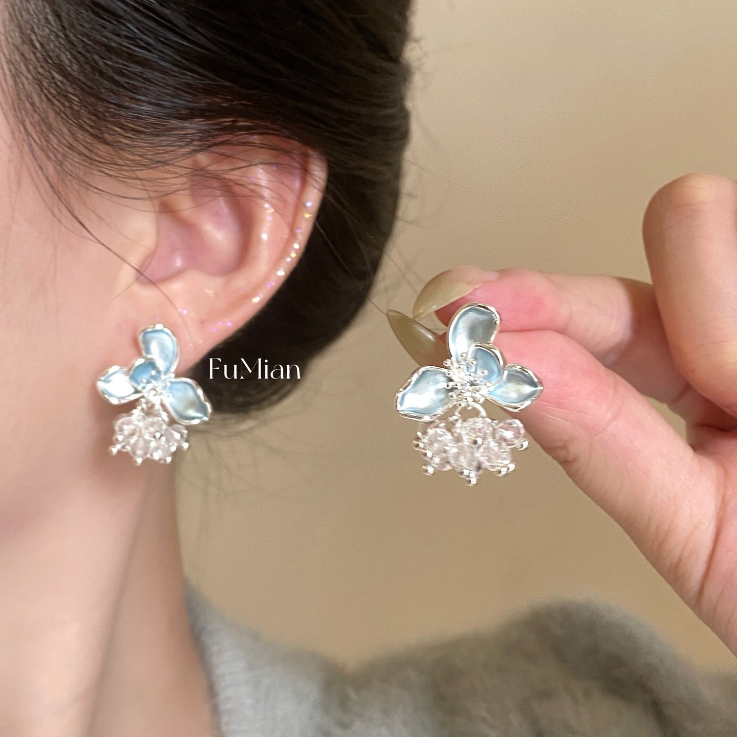 Women's Blue Drip Glazed Flower Crystal Tassel Exquisite Commuter High-grade Earrings