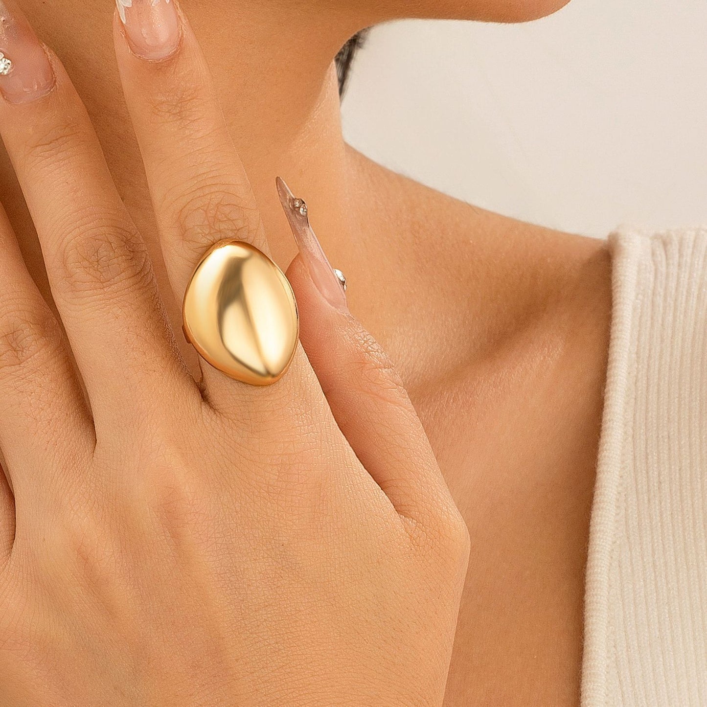 Glossy Surface Female Texture Water Drop Open Egg Face Ring