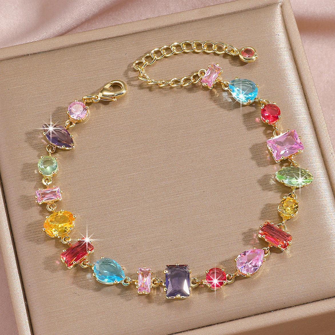 Women's Copper Inlaid Zircon Fashion Temperamental Minority Bracelet