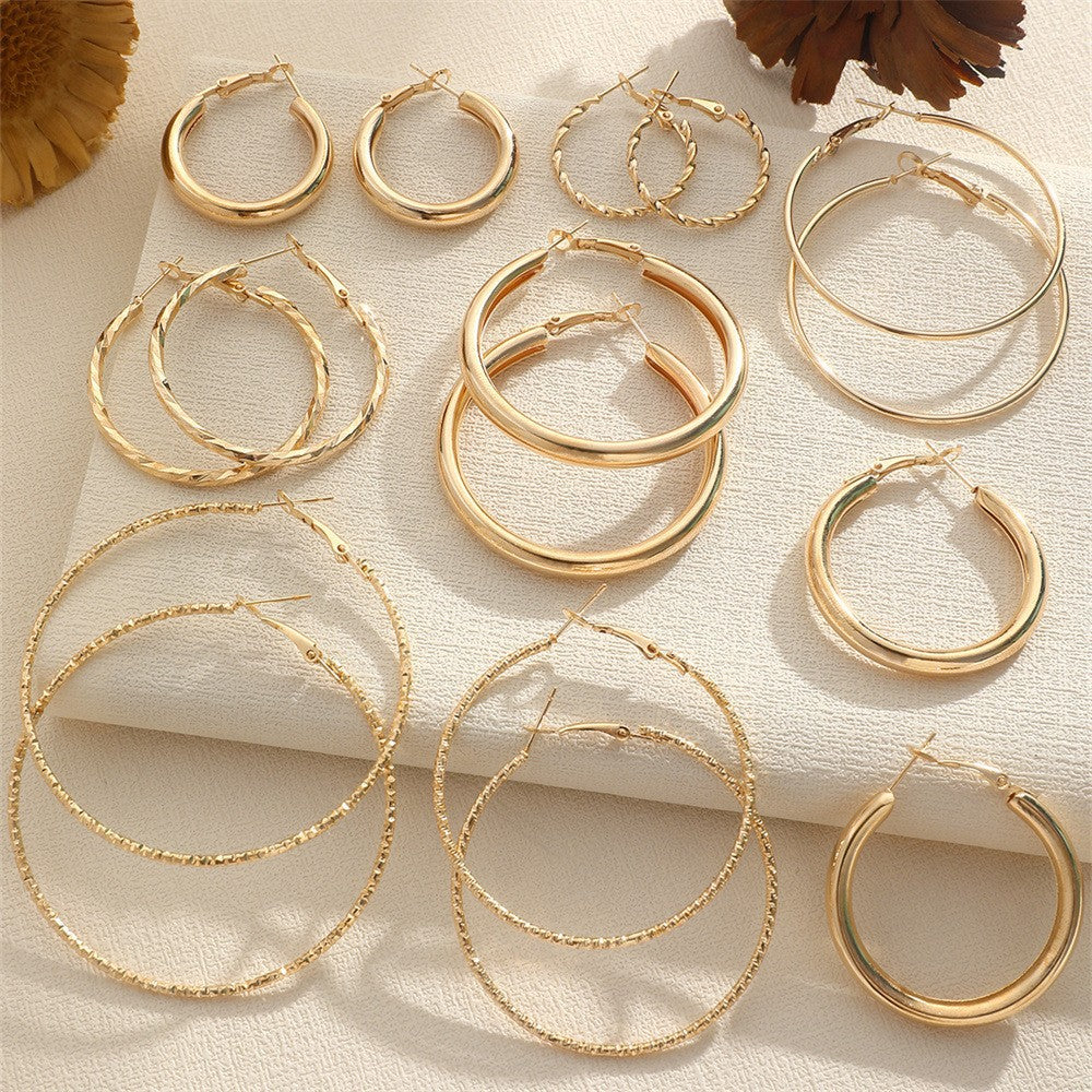 Women's Fashion Circle Pairs Suit Exaggerated Versatile Earrings