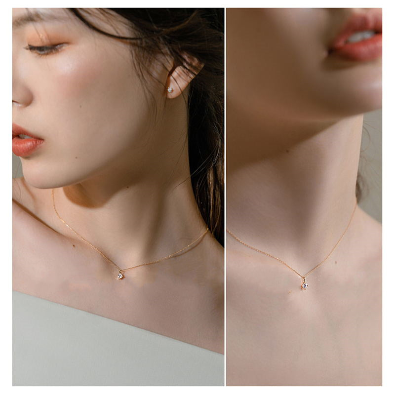 Women's Gold-plated Classic Solitaire Simple Compact Exquisite Clavicle Necklaces