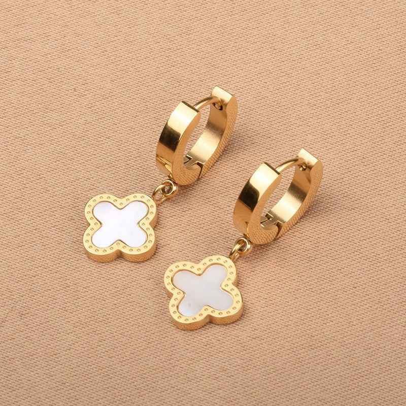 Women's Steel Short Ear Clip Lucky Four-leaf Clover Simple Light Luxury Earrings