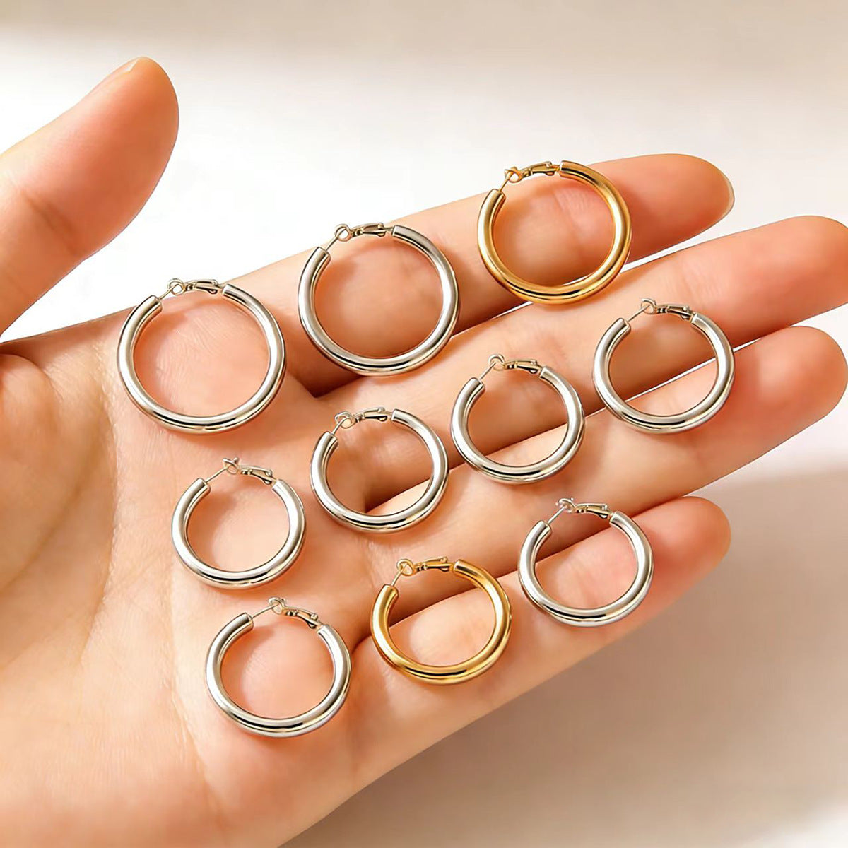 Steel Fashion Hollow Exaggerated Personalized Round Thick Circle Earrings