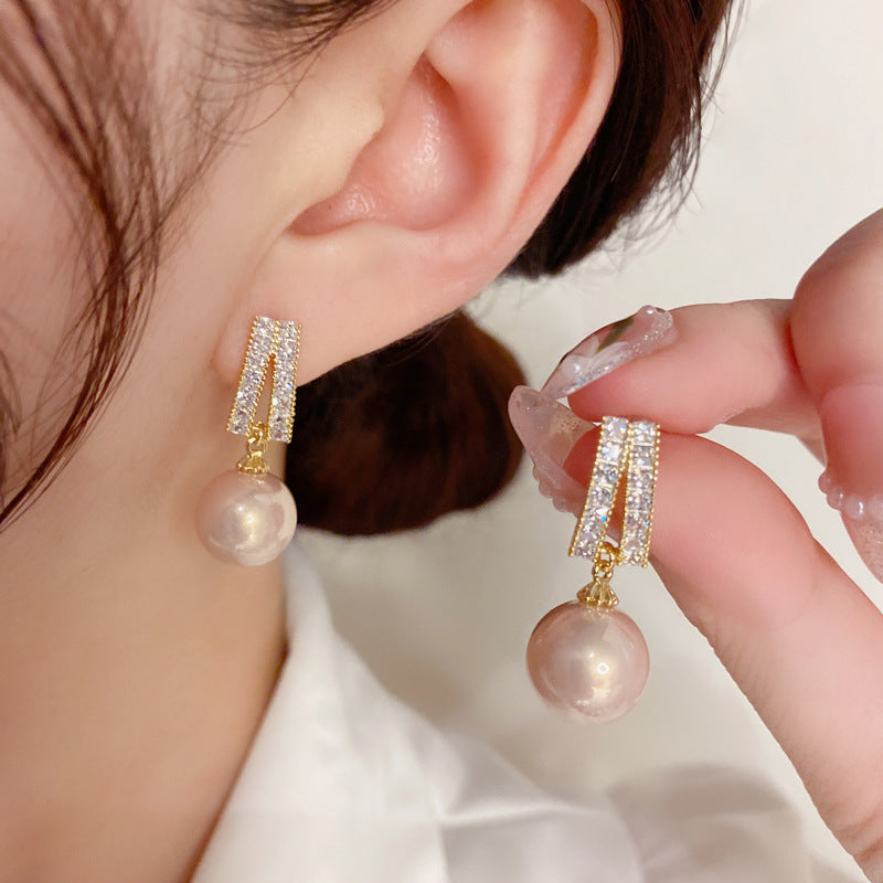 Female High Sense Micro Sier Needle Earrings