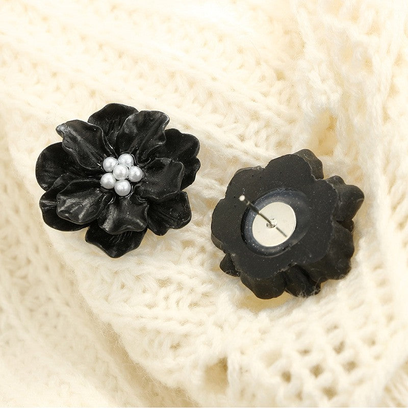 Simple Versatile Beautiful Flowers Fresh Temperament Three-dimensional Earrings
