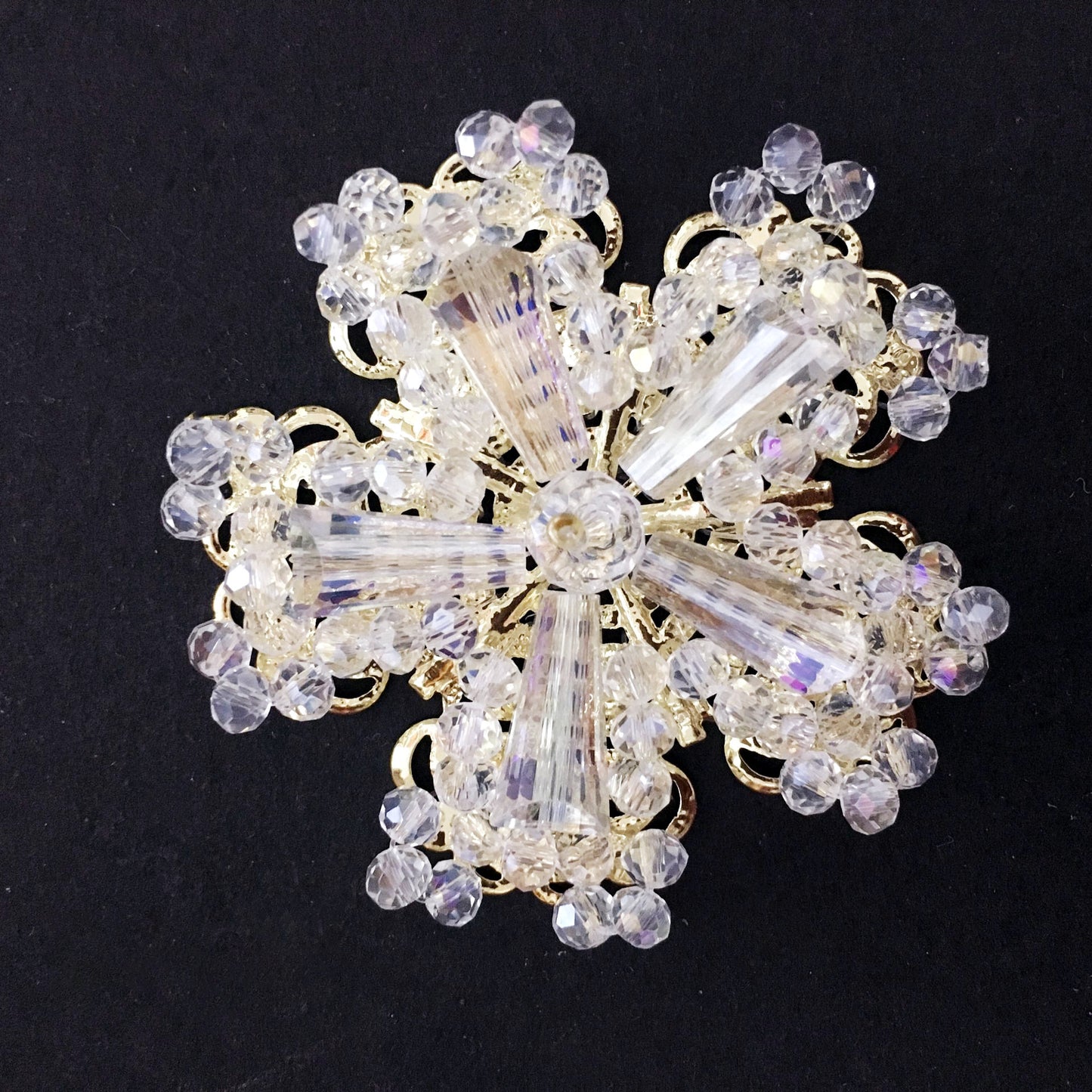 Beaded Snow Flowers Materials Design Fashion Handmade Hair Stud Earrings