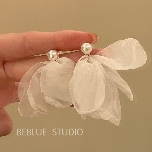 Summer Seaside Flower Chiffon Pearl High-grade Vacation Style Sier Earrings