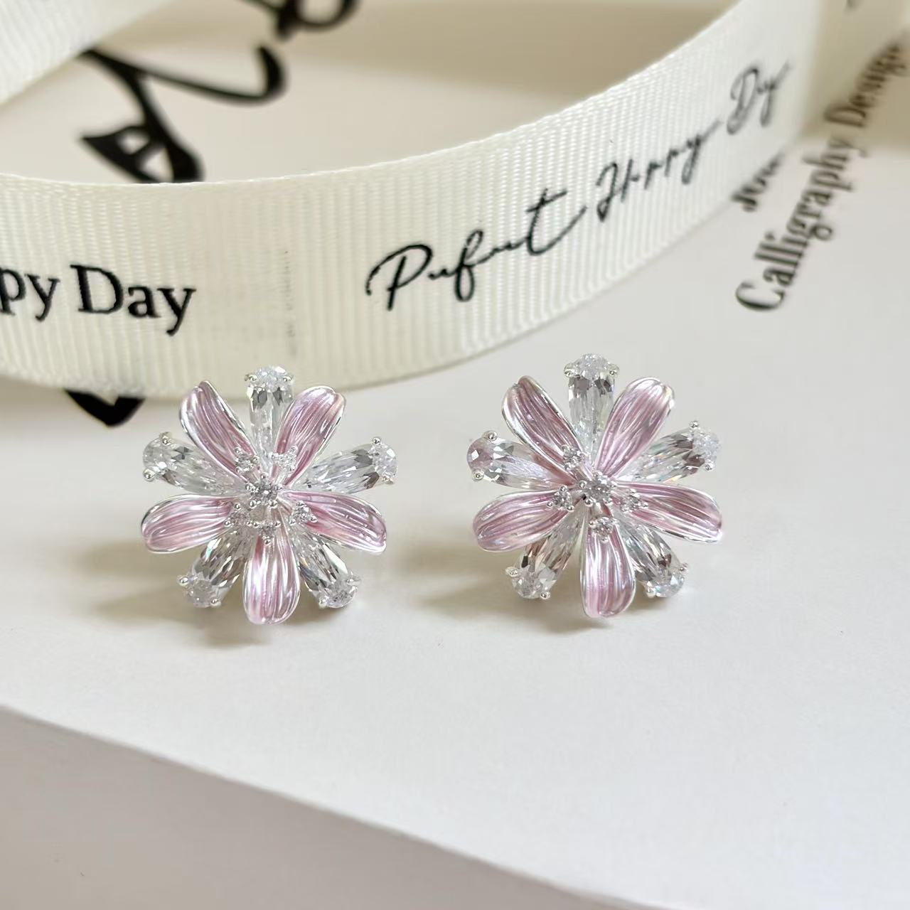 Daisy Vacation Style Sier Needle Sweet Earrings