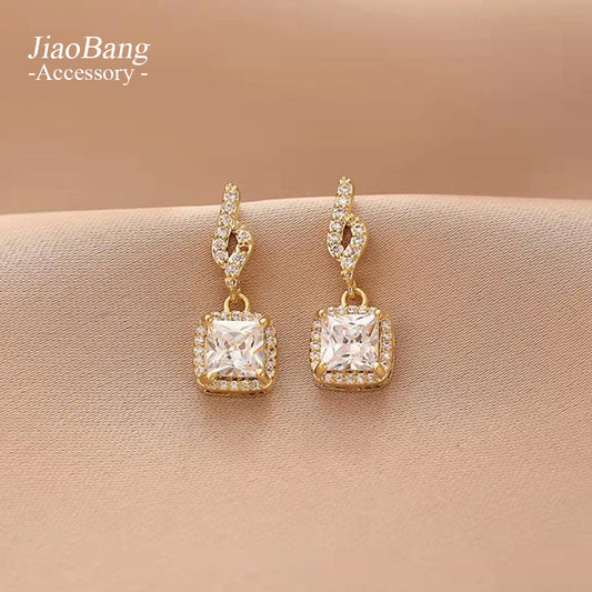 Needle Fashion Micro Niche Temperament High Quality Light Stud Earrings