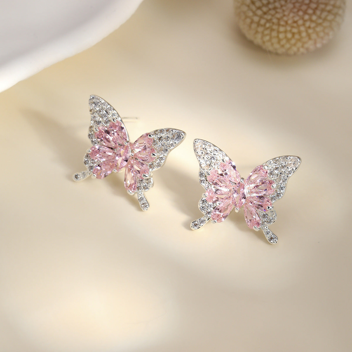 Sweet Pink Zirconium Butterfly Light Luxury Full Diamond Fashion Minimalism Stud Earrings