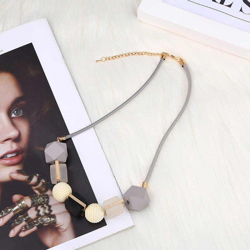 Women's Geometric Beaded Light Luxury Fashion Simple Clavicle Necklaces