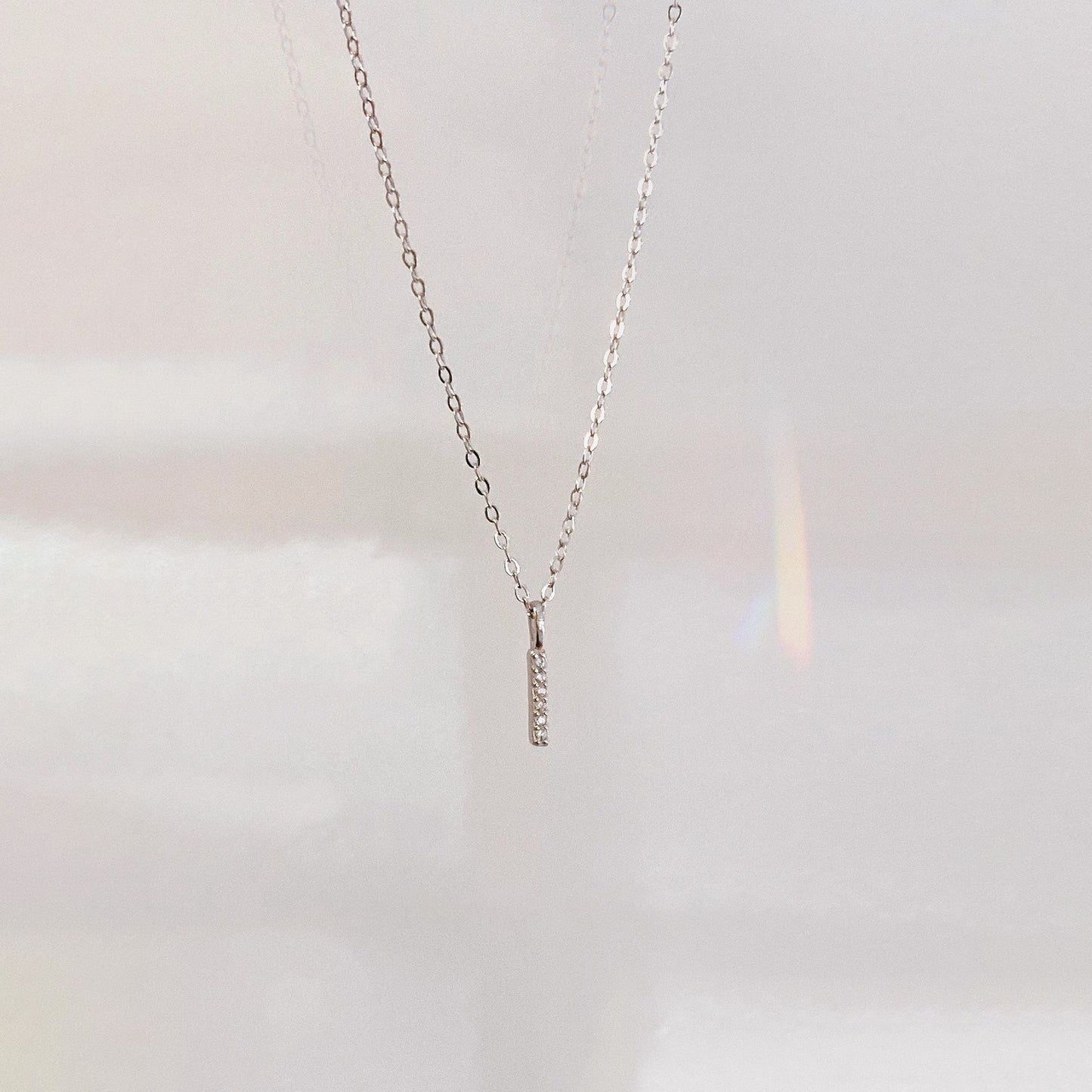 Women's Fine Simple Exquisite Clavicle Chain Niche Necklaces