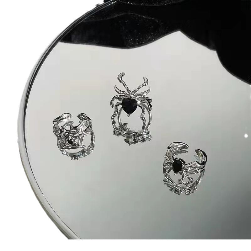 Retro Black Gem Spider Nail Niche Design Cold Wind Open Ring