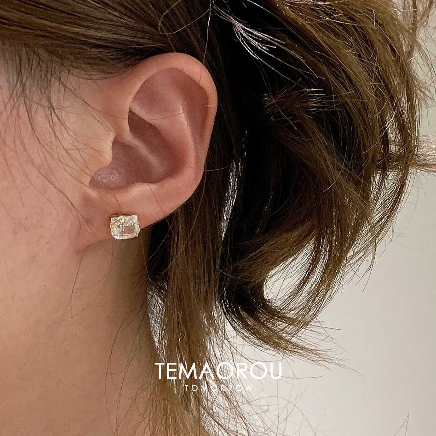 Rhinestone Cat Sweet Niche Before Sleep Ear Stud Earrings