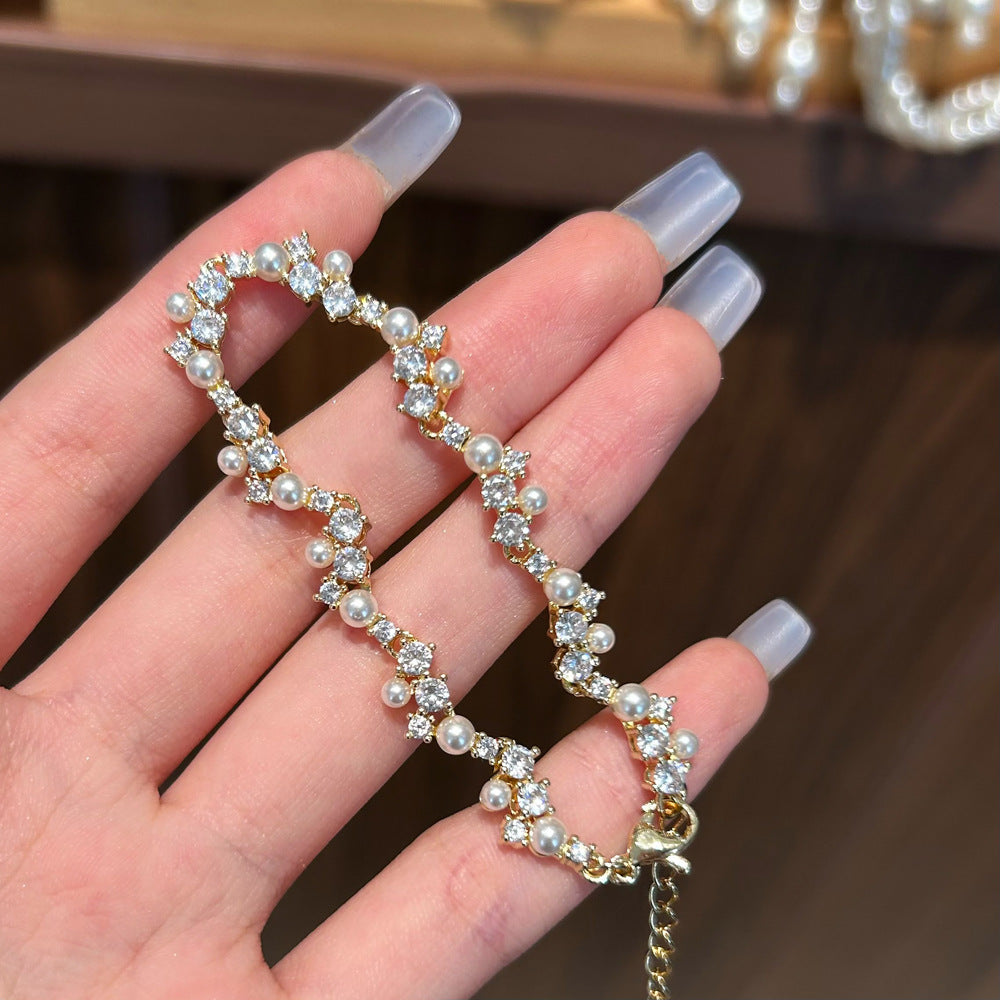 Women's Inlay Fritillary Four-leaf Flower Pull-out Light Luxury High-grade Bracelets