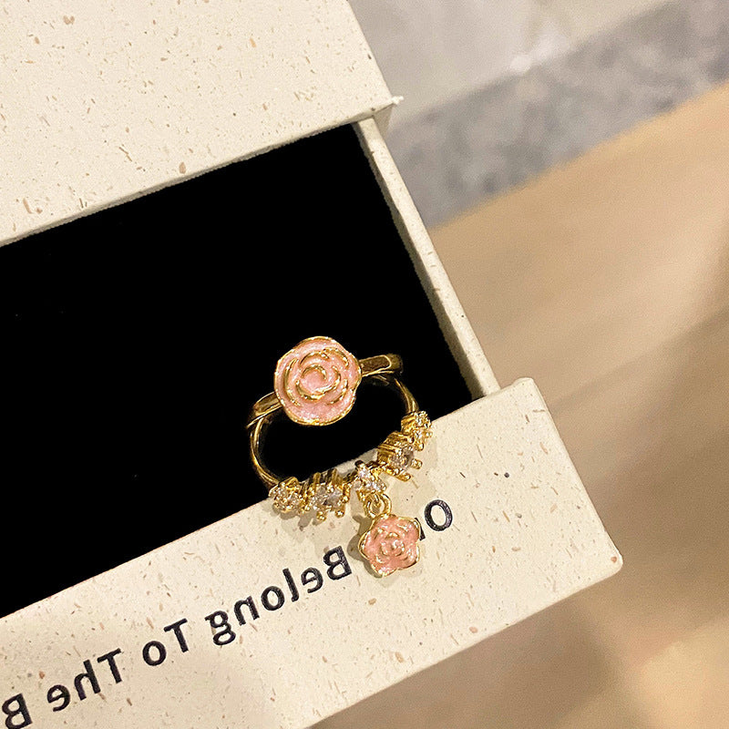Fingertip French Style Gold Petal Tassel Female Niche Design Retro Ring