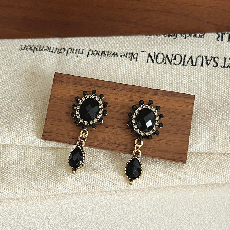 Niche High Profile Retro Temperament Sier Ear Earrings