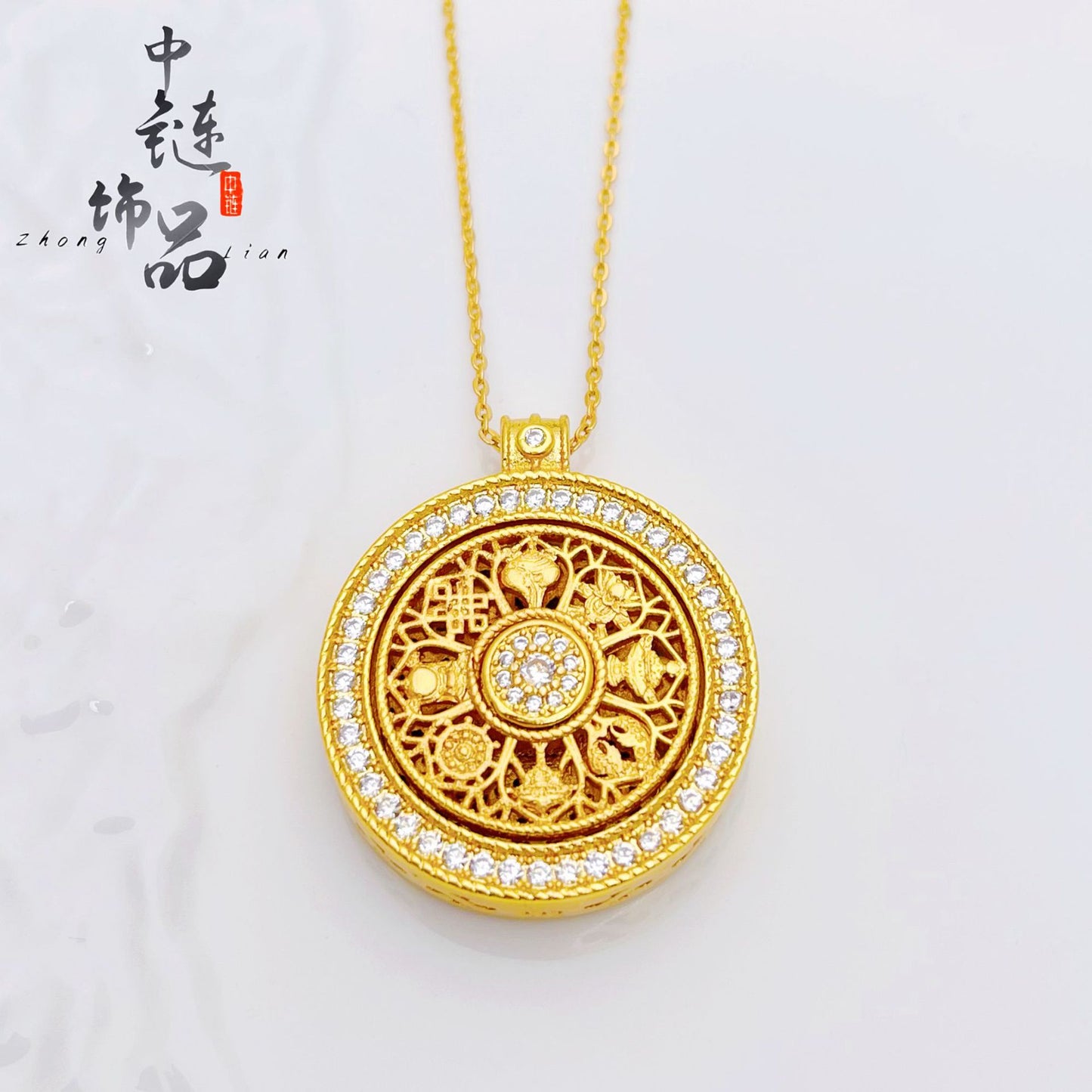 Rotatable Vietnam Placer Gold Diamond Compass Pendants