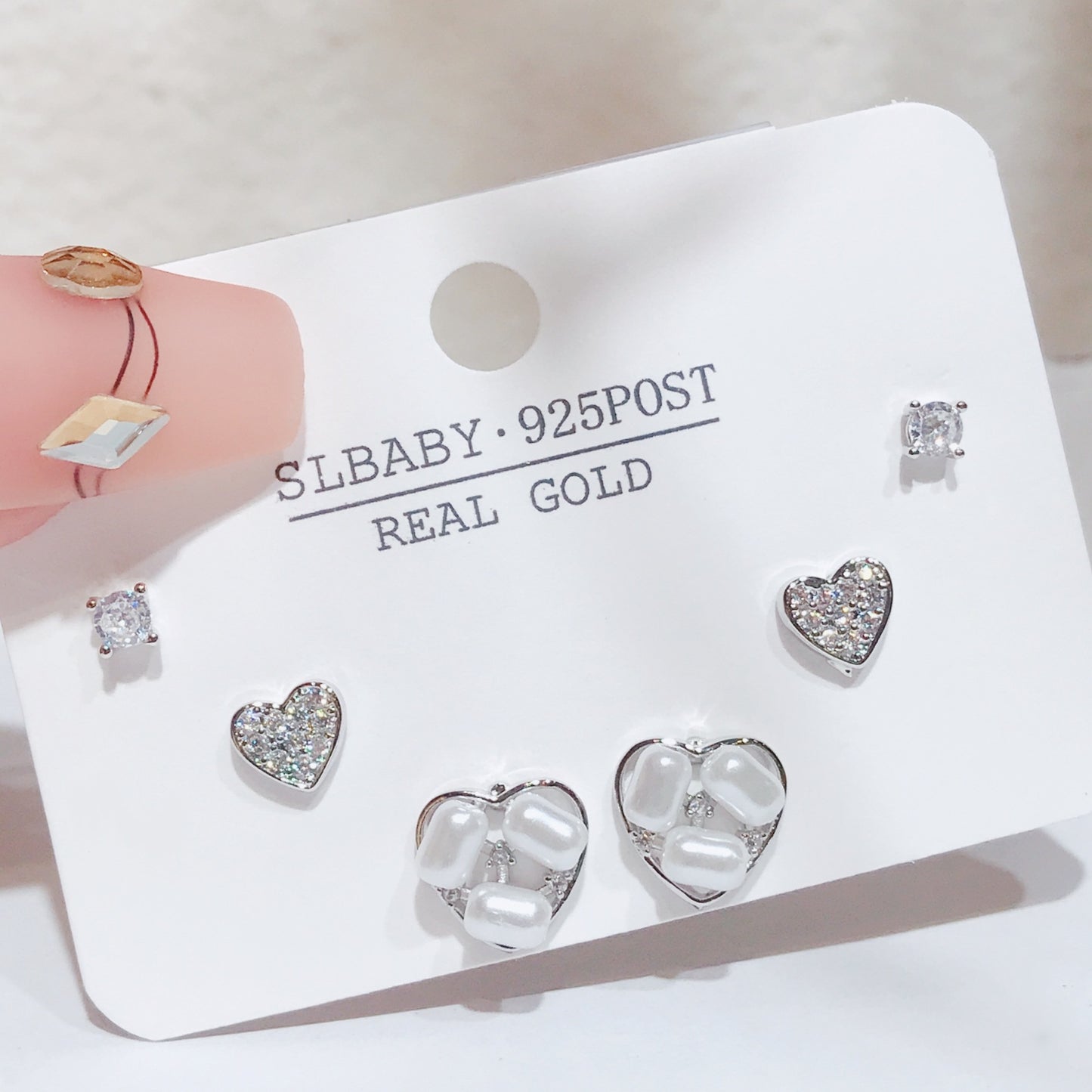 Women's High-grade Pearl Bow Elegant Special Interest Earrings