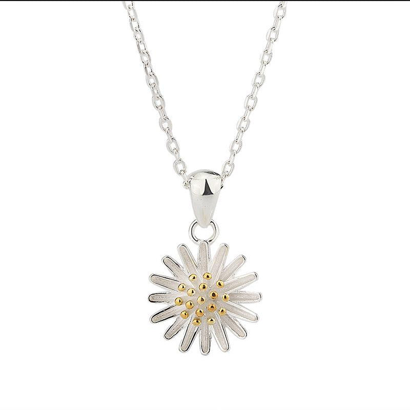 Little Daisy For Light Luxury Minority Fresh Necklaces