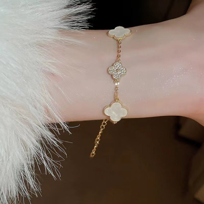Women's Full Rhinestone Clover Light Luxury High-grade Niche Exquisite Personality Bracelets