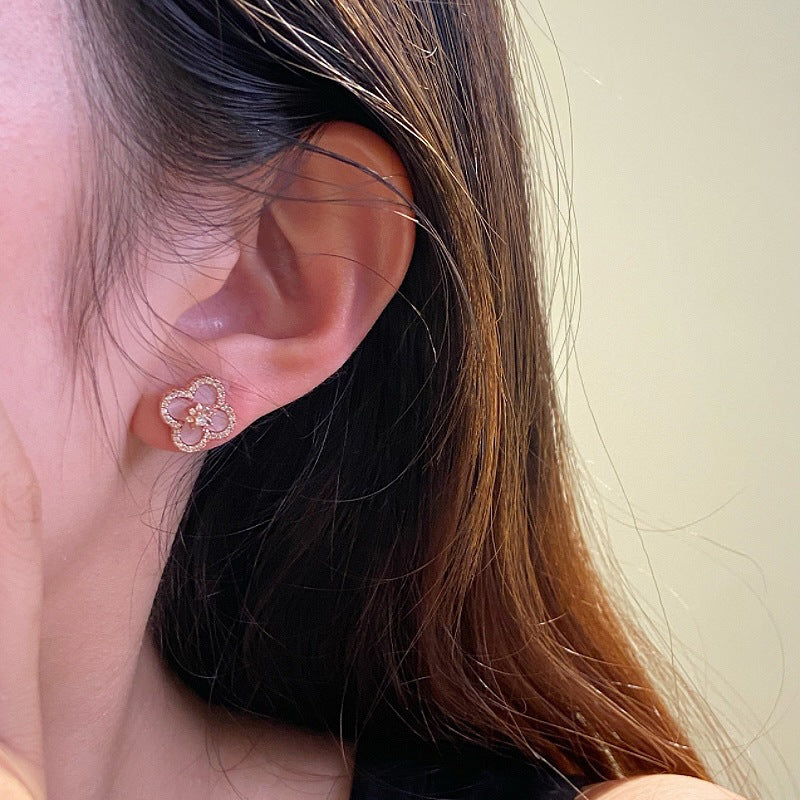 Women's For Niche Design Light Luxury Classic Style Versatile Stud Earrings