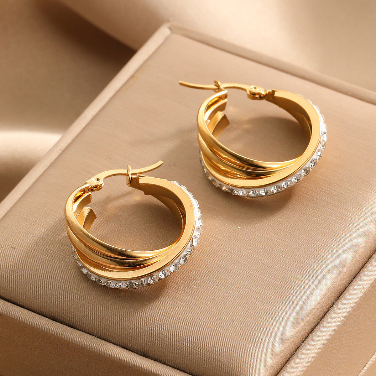 Women's Beautiful Circle Design High-grade Simple Titanium Earrings