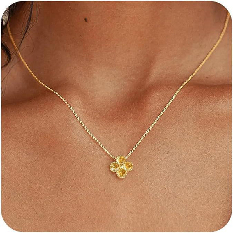 Women's Colors Four-leaf Clover Affordable Luxury Fashion Temperament Design High-grade Pendants