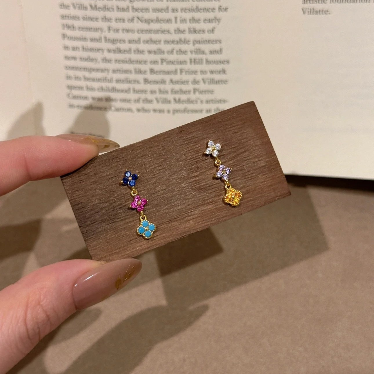 Color Zircon Female Sweet Cute Light Luxury High Sense Rings